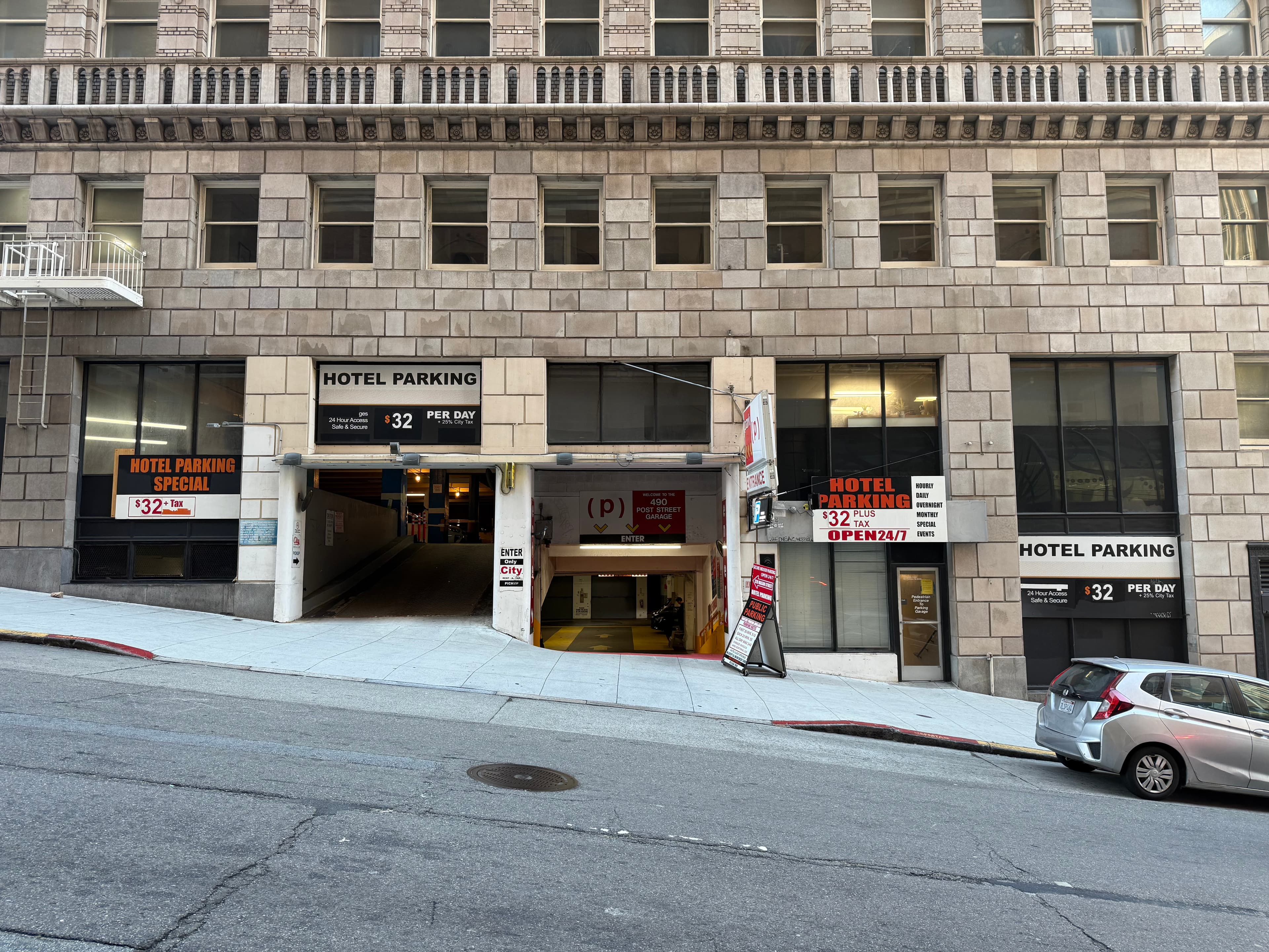 520 Mason Garage - View 1